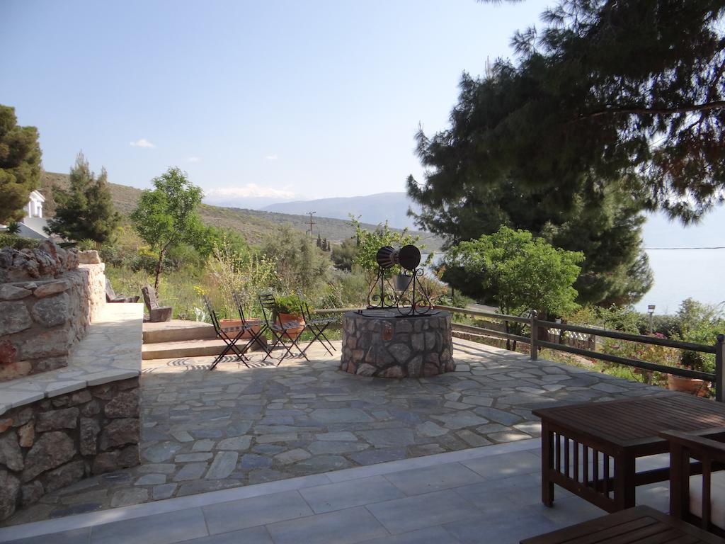 Niriides Apartment Galaxidi ภายนอก รูปภาพ