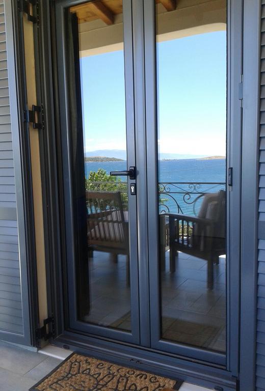 Niriides Apartment Galaxidi ภายนอก รูปภาพ